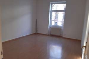 Helle, klassische Altbau Wohnung mit neuer, hochwertigen EBK und Balkon. Nähe Uferpromenade – 60594 Sachsenhausen-Nord, Frankfurt am Main – Vorschaubild 9