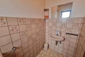Für Eigennutzer und Kapitalanleger: Großzügiges Zweifamilienhaus in Nidderau-Windecken – Die vollständige Adresse der Immobilie erhältst du vom Anbieter., 61130 Nidderau – Vorschaubild 24