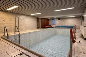 Repräsentative Immobilie:vermietete Praxis und großzügige Wohnung auf 2 Etagen.Sauna,Pool,Balkone – Die vollständige Adresse der Immobilie erhältst du vom Anbieter., 38350 Helmstedt – Vorschaubild 36