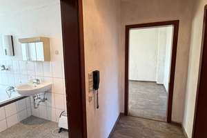 Investment-Chance in Essen: Leerstehende 2,5-Zimmer-Wohnung zur freien Gestaltung – Die vollständige Adresse der Immobilie erhältst du vom Anbieter., 45139 Ostviertel, Essen – Vorschaubild 2