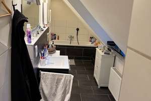 Attraktives Reihenmittelhaus mit großem Garten und Garage – Die vollständige Adresse der Immobilie erhältst du vom Anbieter., 45475 Dümpten, Mülheim an der Ruhr – Vorschaubild 2