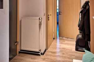 Gepfl. Einfamilienhaus mit Einliegerwohnung - ruhige Lage - Garage u. Carport - großes Grundstück!  – Friesland (Kreis) – Vorschaubild 12