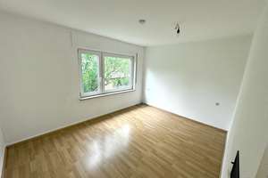**2-FH mit zusätzlichem Bauplatz in zentraler, ruhiger Lage von Groß-Umstadt, Provisionsfrei** – Die vollständige Adresse der Immobilie erhältst du vom Anbieter., 64823 Groß-Umstadt – Vorschaubild 12