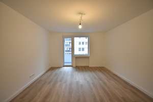 Moderne Ausstattung! Zentrale 2-Zimmer-Whg mit Balkon   – Bismarckstraße 86, 40210 Stadtmitte, Düsseldorf – Vorschaubild 8