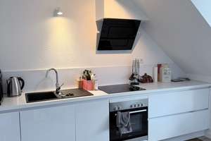 Charmante Maisonettewohnung mit Dachterasse in Düsseldorf, Lörick – Am Kirschbaumwäldchen 12, 40547 Lörick, Düsseldorf – Vorschaubild 2