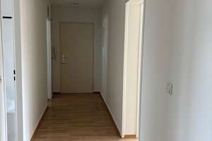 3 Zimmer-Dachgeschosswohnung in Wiesbaden  – Die vollständige Adresse der Immobilie erhältst du vom Anbieter., 65193 Nordost, Wiesbaden – Vorschaubild 3
