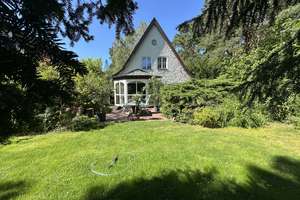 BEGEHRTES NIKOLASSEE: Idyllisches Haus auf Sonnengrundstück mit Garten, Terrasse, Garage & Sauna! – Die vollständige Adresse der Immobilie erhältst du vom Anbieter., 14129 Nikolassee, Berlin – Vorschaubild 3