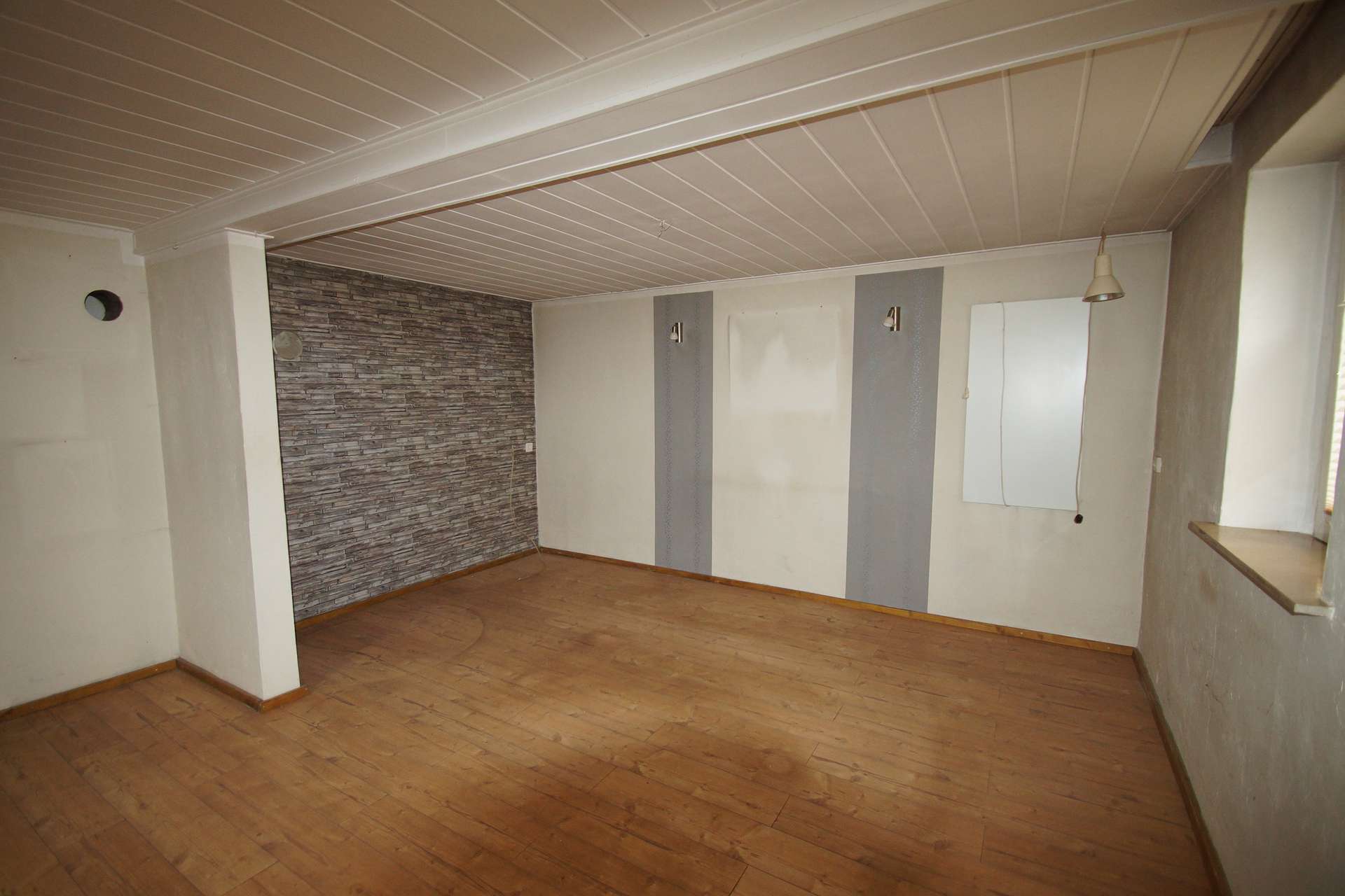 Immobilie in Hohenmölsen - Raum trifft Vision – Einfamilienhaus mit Potenzial in Zembschen - Bild 2