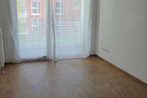 Neuwertige 2-Zimmer-Wohnung mit Balkon und EBK in Karlsruhe Citypark – Luise-Riegger-Straße 54, 76137 Südstadt, Karlsruhe – Vorschaubild 2