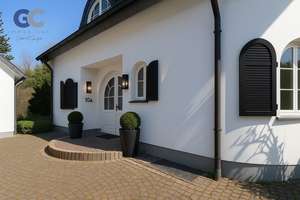 Unser kleines Schlösschen: Wohnidylle mit großem Garten in Langenfeld – Die vollständige Adresse der Immobilie erhältst du vom Anbieter., 40764 Langenfeld (Rheinland) – Vorschaubild 1