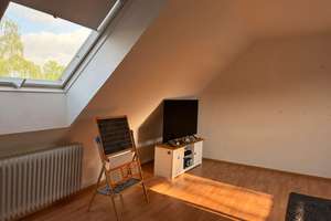 2-Zimmer Dachgeschosswohnung. Ruhiges Wohnen in der List! – Schneckenburger Str. 22, 30177 List, Hannover – Vorschaubild 4