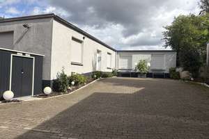 Mehrfamilienhaus mit freistehendem Bungalow und Tiefgarage in Duisburg Vierlinden – Die vollständige Adresse der Immobilie erhältst du vom Anbieter., 47178 Vierlinden, Duisburg – Vorschaubild 1