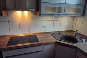 Helle 4-Raum-Dachgeschosswohnung mit EBK und Balkon – Duisburg – Vorschaubild 11