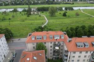 Gemütliche Zweiraumwohnung mit Elbblick!