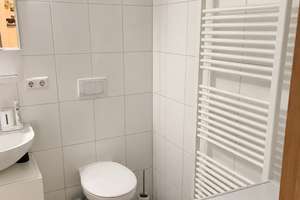 Stilvolle möblierte Wohnung in ruhiger Halbhöhenlage auf der Karlshöhe/Nähe Marienplatz (S-Süd/West) – Mörikestraße 57, 70178 Karlshöhe, Stuttgart – Vorschaubild 8