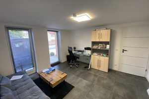 Erstbezug nach Sanierung: exklusives und großes 7-Zimmer-Haus in Schwandorf
TEL 015255889134 – Prissath 20, 92421 Schwandorf (Kreis) – Vorschaubild 22