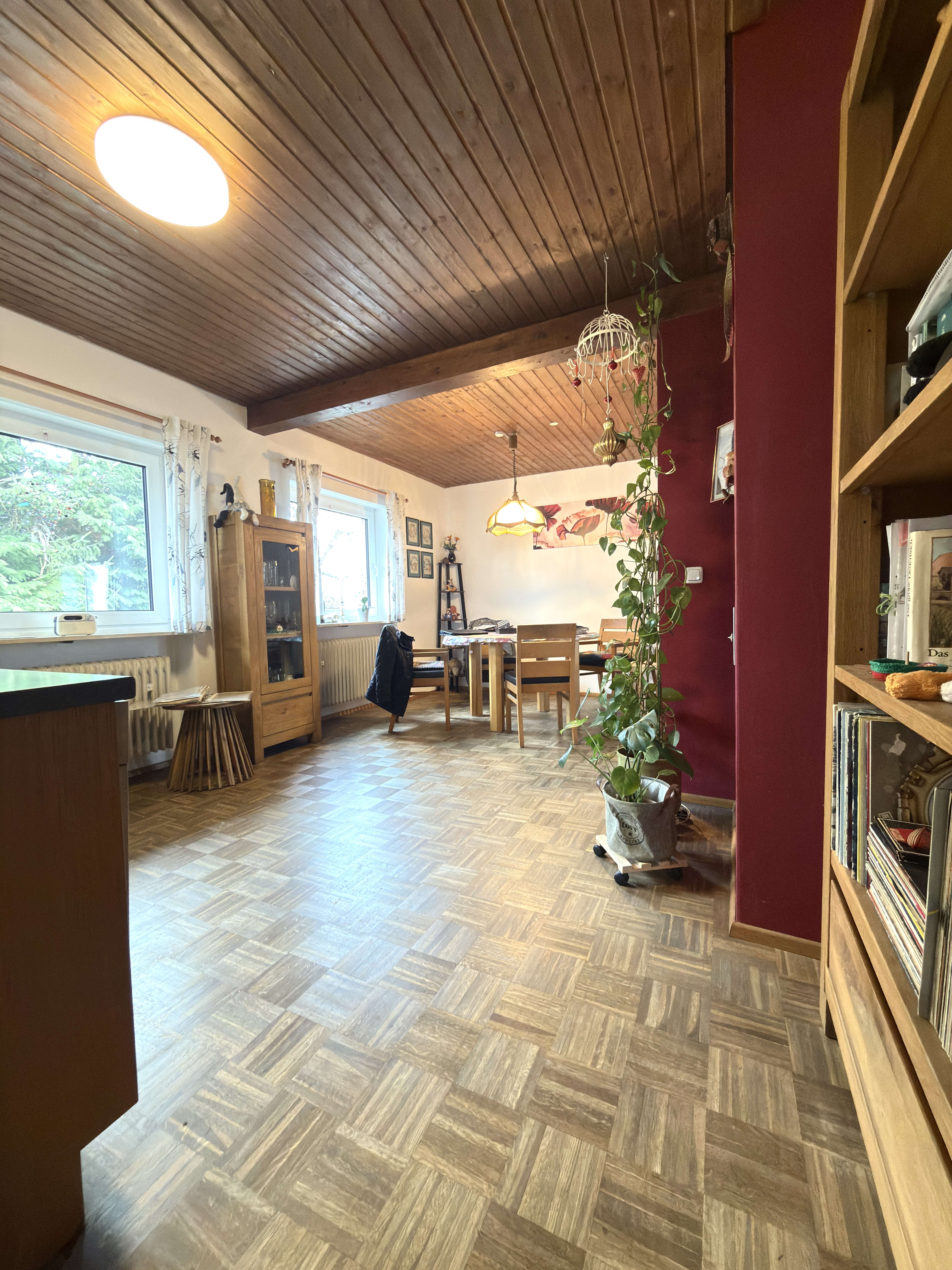 Immobilie in Dormitz - Freistehendes Einfamilienhaus mit Einliegerwohnung in begehrter Lage - Bild 12