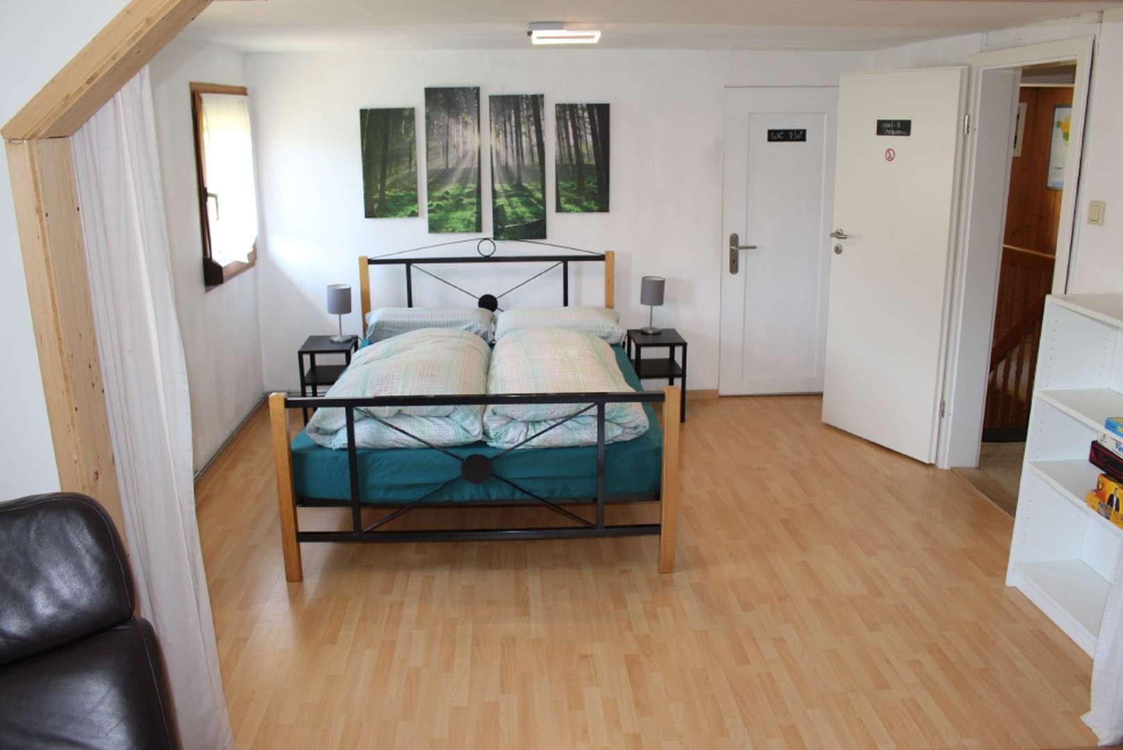 Immobilie in Gütenbach - Wohnen, wo andere Urlaub machen - Einfamilienhaus in traumhafter Schwarzwaldlage. - Bild 4