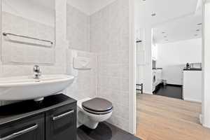 Property thumbnail 11