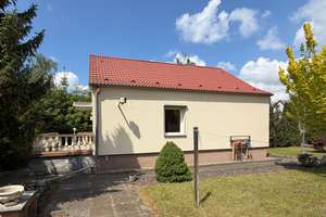 Sanierungsbedürftiges Einfamilienhaus auf ruhigem, sonnigem Grundstück in Berlin-Mahlsdorf – Die vollständige Adresse der Immobilie erhältst du vom Anbieter., 12623 Mahlsdorf, Berlin – Vorschaubild 7