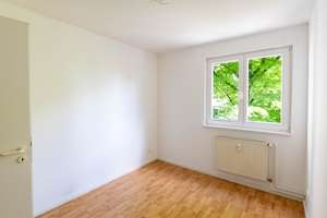 Bezugsfreie 4-Raumwohnung mit Balkon und Aufzug in Pankow-Niederschönhausen – Die vollständige Adresse der Immobilie erhältst du vom Anbieter., 13156 Niederschönhausen, Berlin – Vorschaubild 7