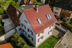 Teilsaniertes Zweifamilienhaus mit großem Garten & Wirtschaftsgebäude im Angebotsverfahren – Emmendingen (Kreis) – Vorschaubild 8