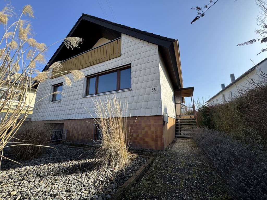 Immobilie in Pleidelsheim - Freistehendes Einfamilienhaus mit viel Platz! - Bild 1