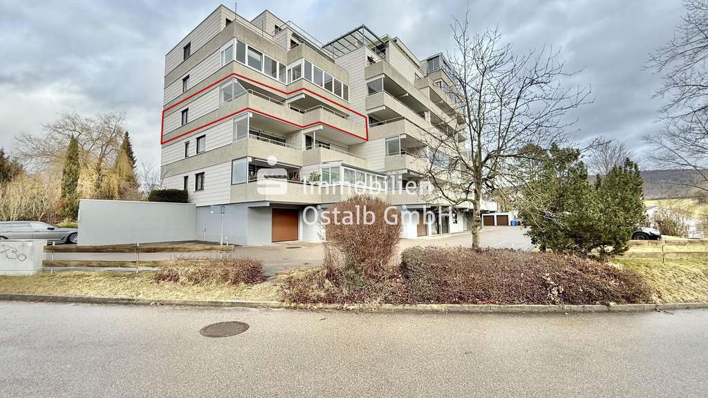 Stadtnahe Wohnung mit sonniger Terrasse und tollen Weitblick