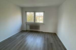 Frisch renovierte 2-Zimmer-Wohnung mit Balkon in Duisburg – Fiskusstraße 106, 47167 Neumühl, Duisburg – Vorschaubild 10
