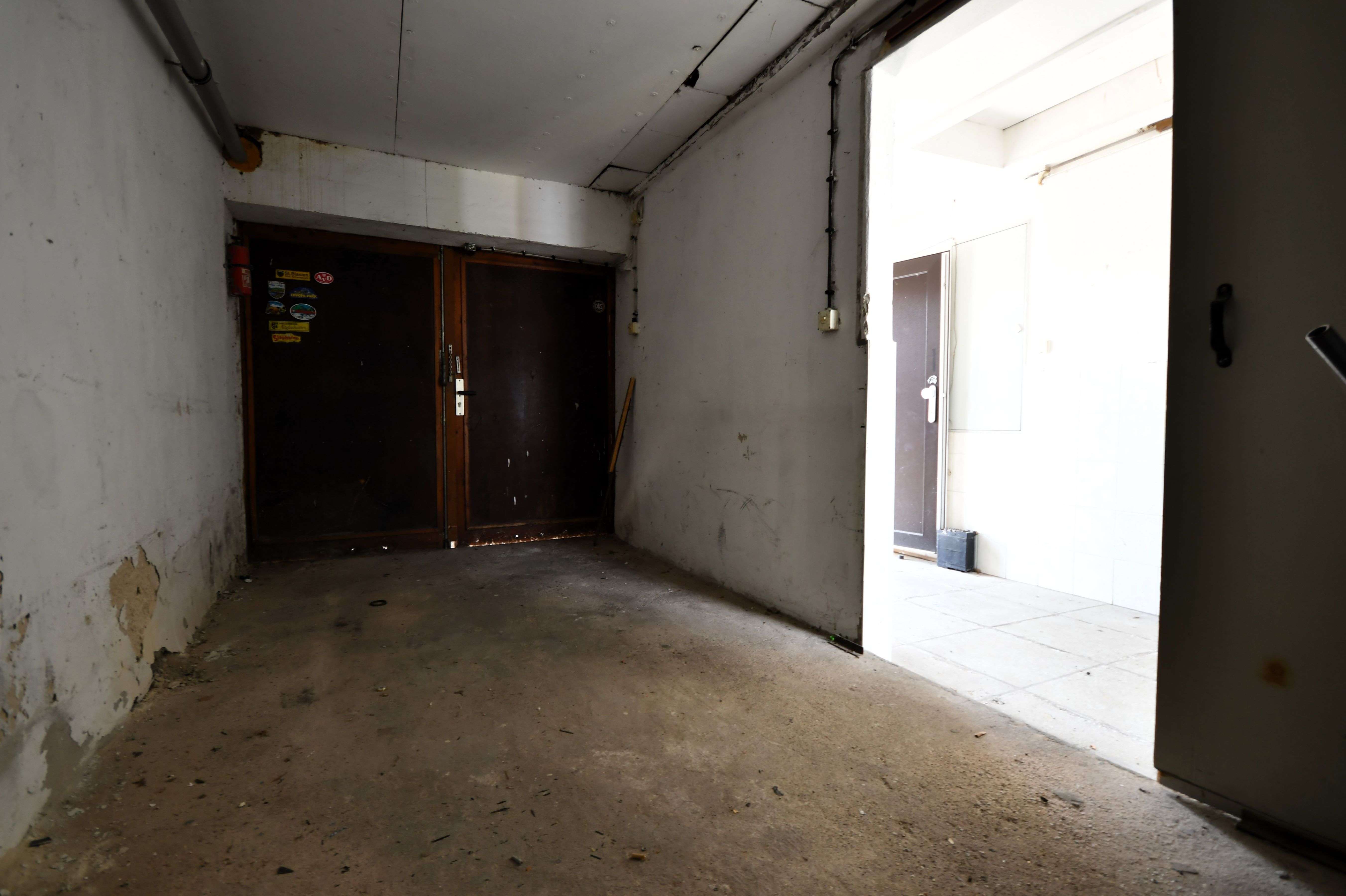 Doppelhaushälfte mit großem Garten und viel Sanierungspotenzial, Dessau Roßlau – Bild 4