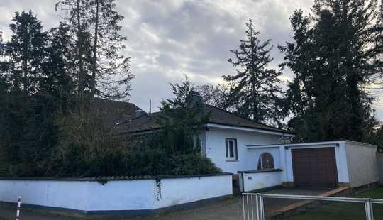 Bild von Wunderschönes Einfamilienhaus mit großem Grundstück und Garage