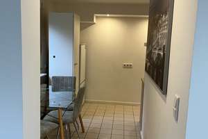 Helle Souterrain-Wohnung, modernes Duschbad, moderne Einbauküche  – Landauer Weg 7, 40227 Oberbilk, Düsseldorf – Vorschaubild 3