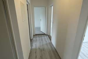 modernisiertes Zuhause mit zwei Zimmern (KB) in Augsburg – Nördlinger Straße 2, 86154 Links der Wertach-Süd, Augsburg – Vorschaubild 6