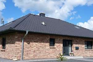 Bungalow für "zwei" - optimal bis ins hohe Alter
Niedrigenergiehaus mit Wärmepumpe - Neubauplanung – Die vollständige Adresse der Immobilie erhältst du vom Anbieter., 25779 Süderheistedt – Vorschaubild 2