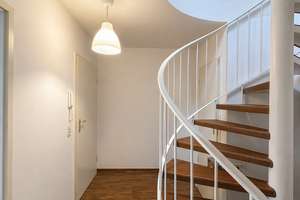 Hübsche kleine Maisonette m. Terr., 2 Bäd., Aufzug, TG-Stellpl. in Pempelfort