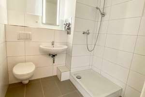 Außergewöhnlicher Ausblick! 2 Zimmerwohnung in "luftiger Höhe"! – Graeffstr. 1, 50823 Neuehrenfeld, Köln – Vorschaubild 2
