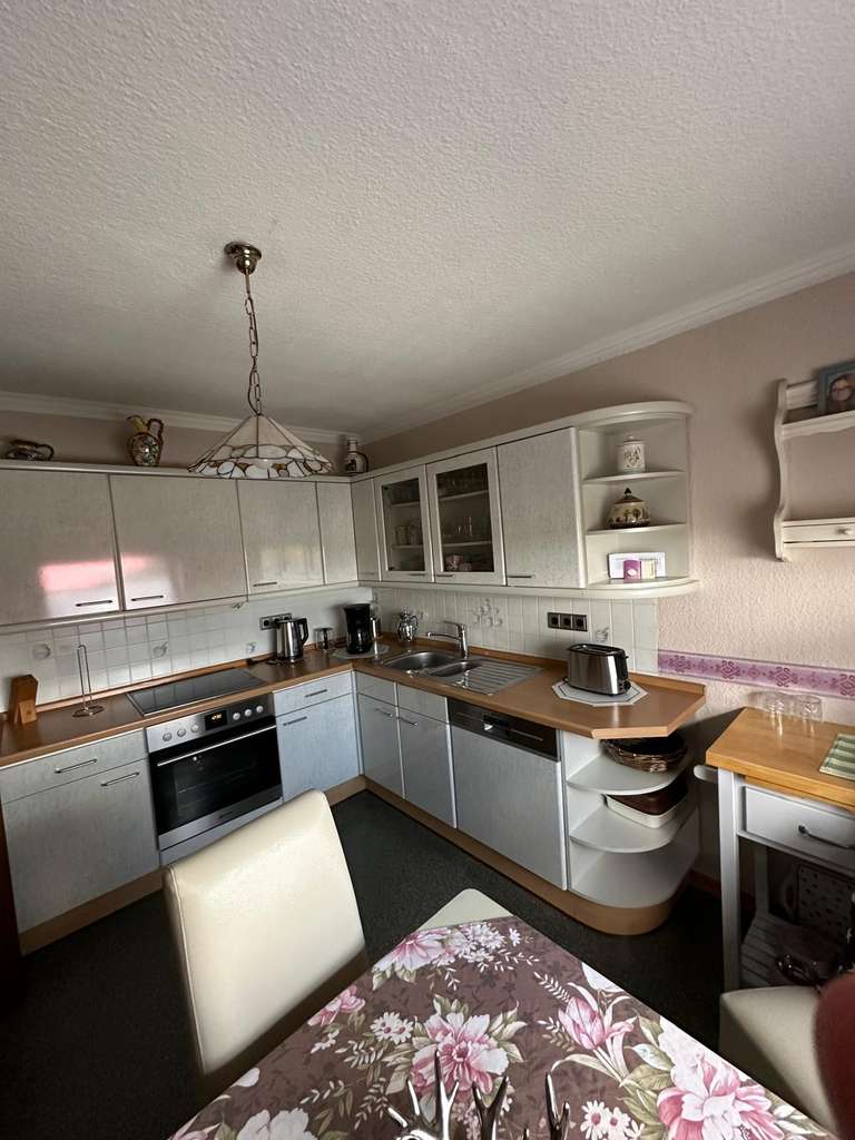 Immobilie in Linz am Rhein - Großzügiges Einfamilienhaus mit 10 Zimmern in Vettelschoß - Bild 3