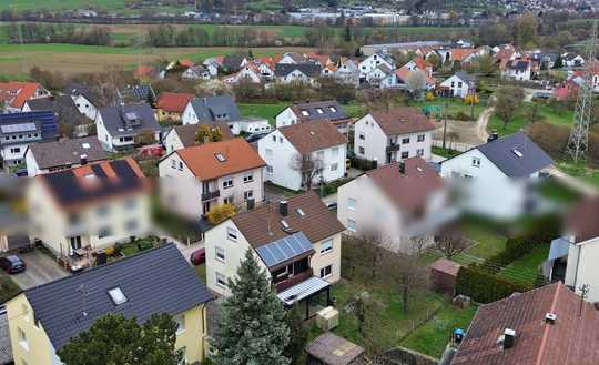 Vom Rohdiamanten zum Renditeobjekt. Mehrfamilienhaus mir drei Wohnungen in Dusslingen.