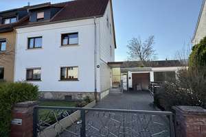 1-2 Familienwohnhaus als DHH mit Garage - Tümpelgarten