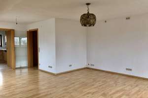 Helle 3,5-Zimmer-Dachgeschosswohnung mit großem Balkon – ruhig gelegen in Heilbronn-Biberach – Brunnenstraße 18, 74078 Biberach, Heilbronn – Vorschaubild 7
