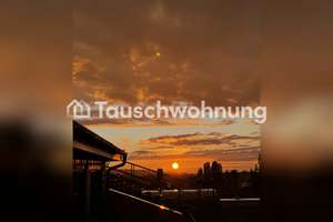 Tauschwohnung: Große Helle Dachgeschosswohnung Maisonette