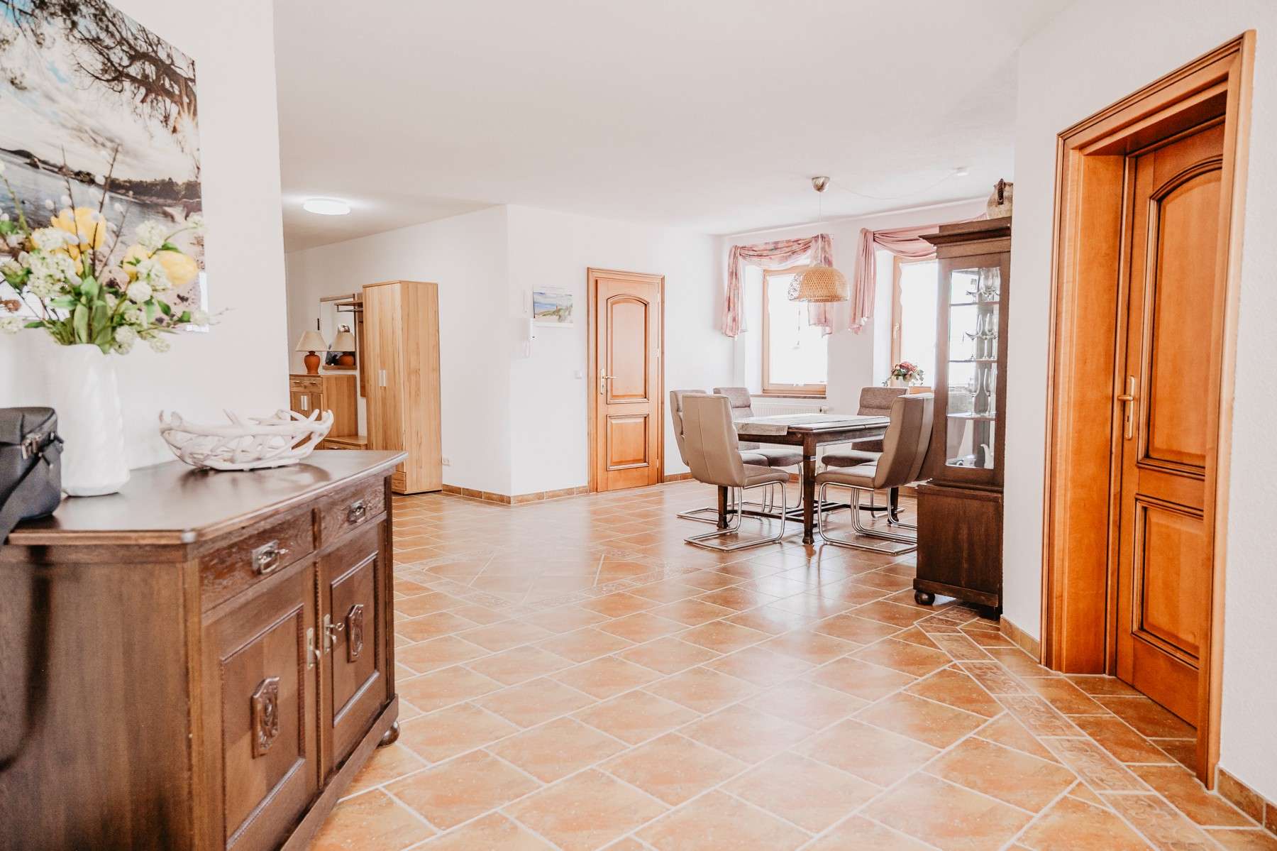 Immobilie in Loitz - Großzügige Immobilie mit Gewerbeanteil und Ausbaupotential für 4 Wohnungen - Bild 3