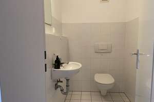 Großzügige 4-Zimmer-Wohnung in Lörick, Düsseldorf – Anrather Weg 2, 40547 Lörick, Düsseldorf – Vorschaubild 17