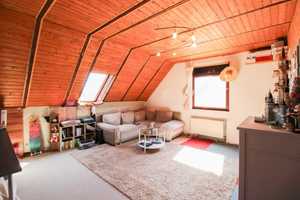 Für Tatkräftige: Gestaltbares EFH mit eingezäuntem Garten und Carport – Birkenfeld (Kreis) – Vorschaubild 12