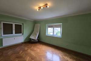 ... beziehbares Anwesen mit rd. 180m² Wfl. nach WEG in zentraler aber ruhiger Lage ... – Die vollständige Adresse der Immobilie erhältst du vom Anbieter., 84539 Ampfing – Vorschaubild 9