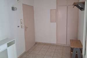 Helle, gut geschnittene möblierte 2-Zimmer-Wohnung mit Klimaanlage – Reindelstraße 10, 90402 Marienvorstadt, Nürnberg – Vorschaubild 5