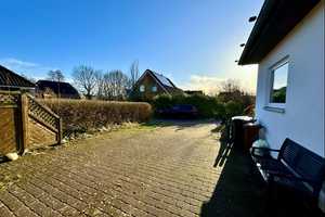 Junges Einfamilienhaus in ruhigem Wohngebiet mit Vollkeller- Familienobjekt – Steinburg (Kreis) – Vorschaubild 18