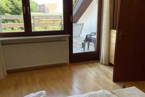 Geräumiges, gut und ruhig gelegenes 6,5-Zimmer-Einfamilienhaus mit großem Garten in Gönnheim – Bad Dürkheim (Kreis) – Vorschaubild 15