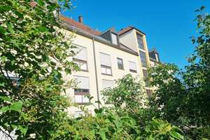IDYLLISCH RUHIG UND MITTEN IM GRÜNEN  - MIT SONNENBALKON! – Die vollständige Adresse der Immobilie erhältst du vom Anbieter., 1157 Cotta (Stadtteil), Dresden – Vorschaubild 3