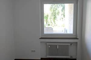 Grundsanierte, geräumige 2,5-Zimmer-Wohnung in München Hadern mit Einbauküche – 81375 Neuhadern, München – Vorschaubild 5